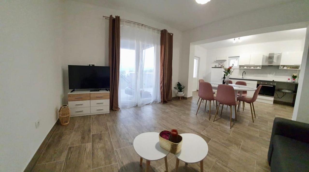 Apartman Skolj Jovici  Exterior photo